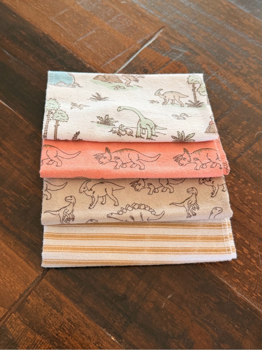 👚CLOSET CLEANOUT SALE👖 Dino Print Burp Cloths NWOT